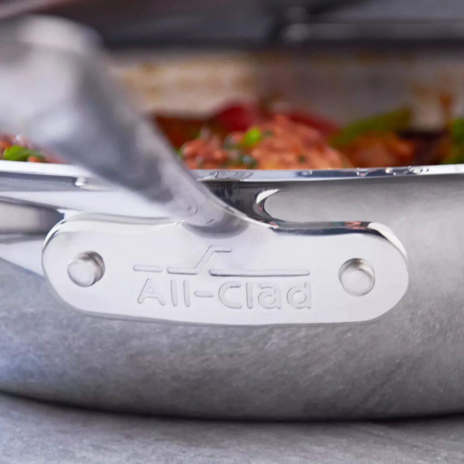 ALL-CLAD, D3, Weeknight Pan w/ Lid, 4Qt