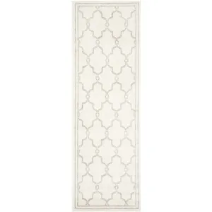 Amherst 2' 3" x 9' Indoor/Outdoor Woven Area Rug - Ivory/Light Gray
