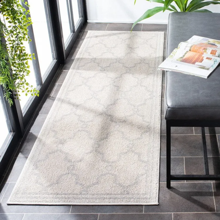 Amherst 2' 3" x 9' Indoor/Outdoor Woven Area Rug - Ivory/Light Gray
