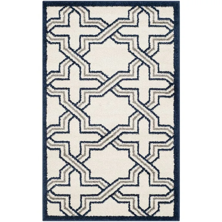 Amherst 2' 6" x 4' Indoor/Outdoor Woven Area Rug - Ivory/Navy
