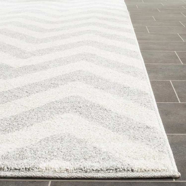 Amherst 8' x 10' Indoor/Outdoor Woven Area Rug - Light Gray/Beige