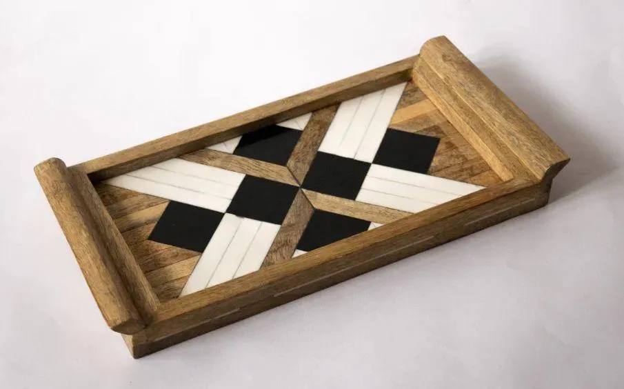 Black & White Tray | Multiple Sizes