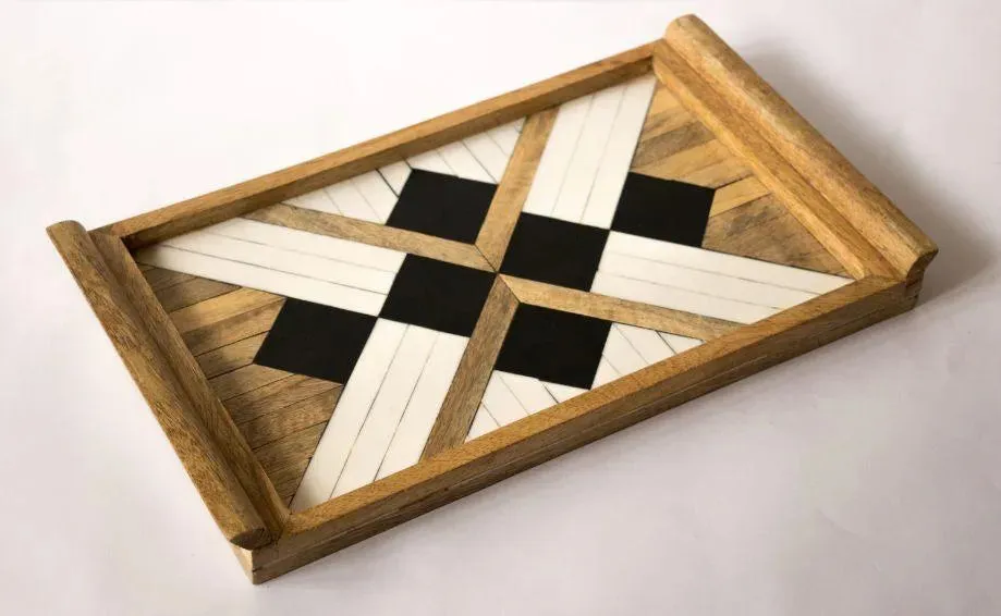 Black & White Tray | Multiple Sizes