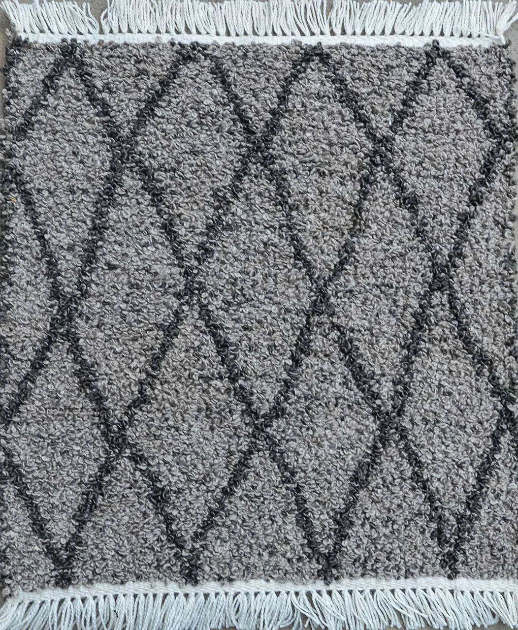 Boucle Diamonds Outdoor Rug- Taupe/ Black