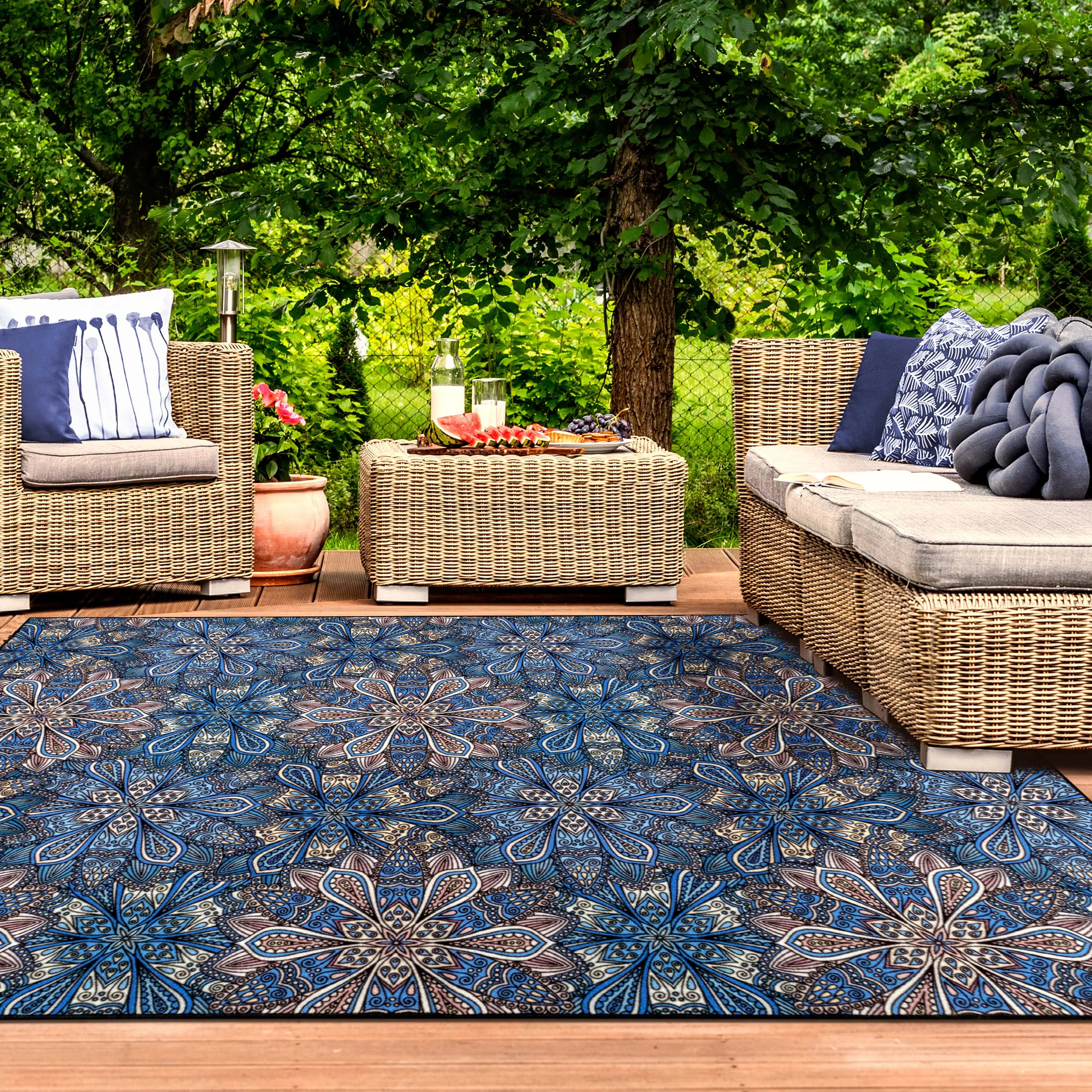 Cassidy Floral Bohemian Non-Slip Indoor Outdoor Area Rug