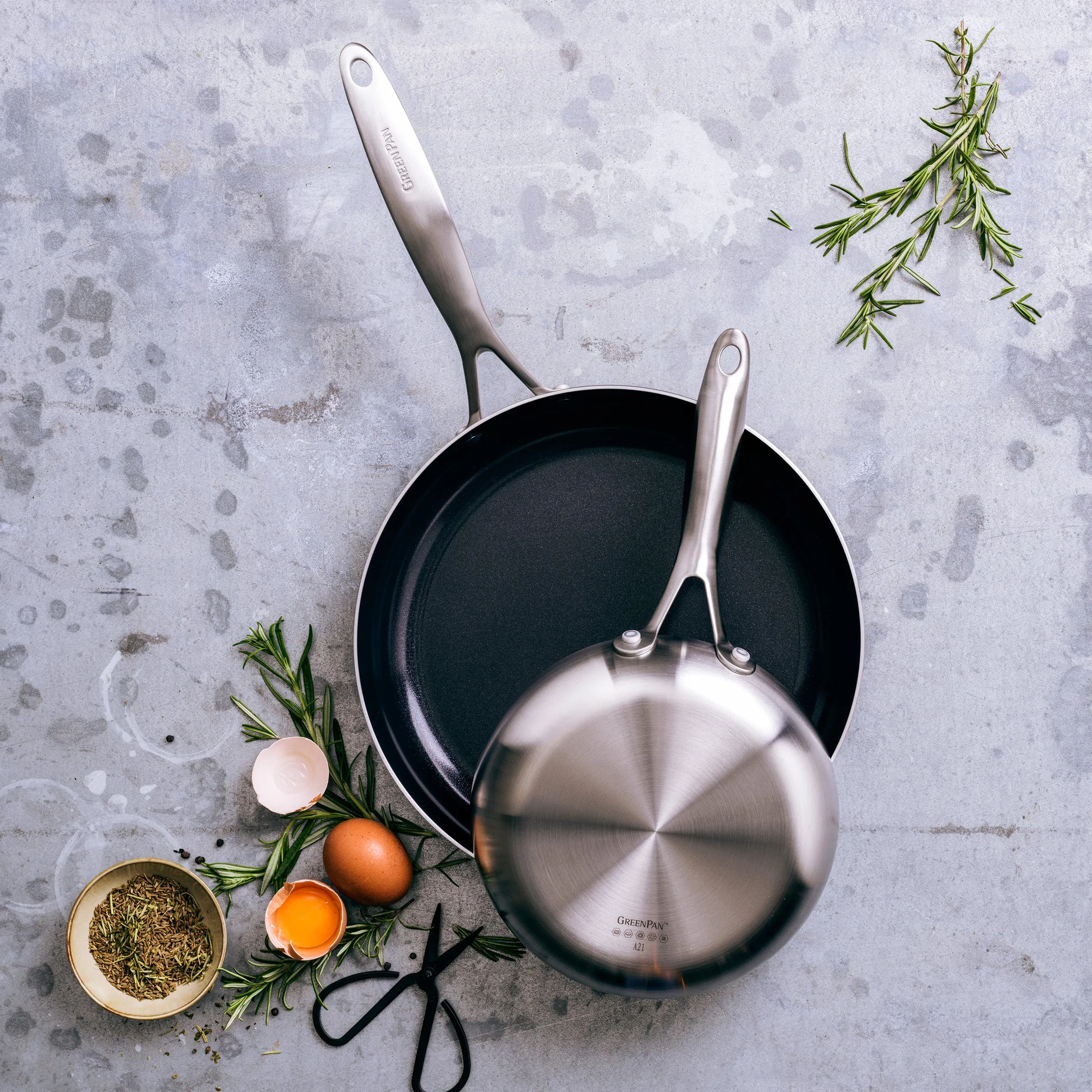 Geneva 2pc set (Frying Pans 20cm   28cm)