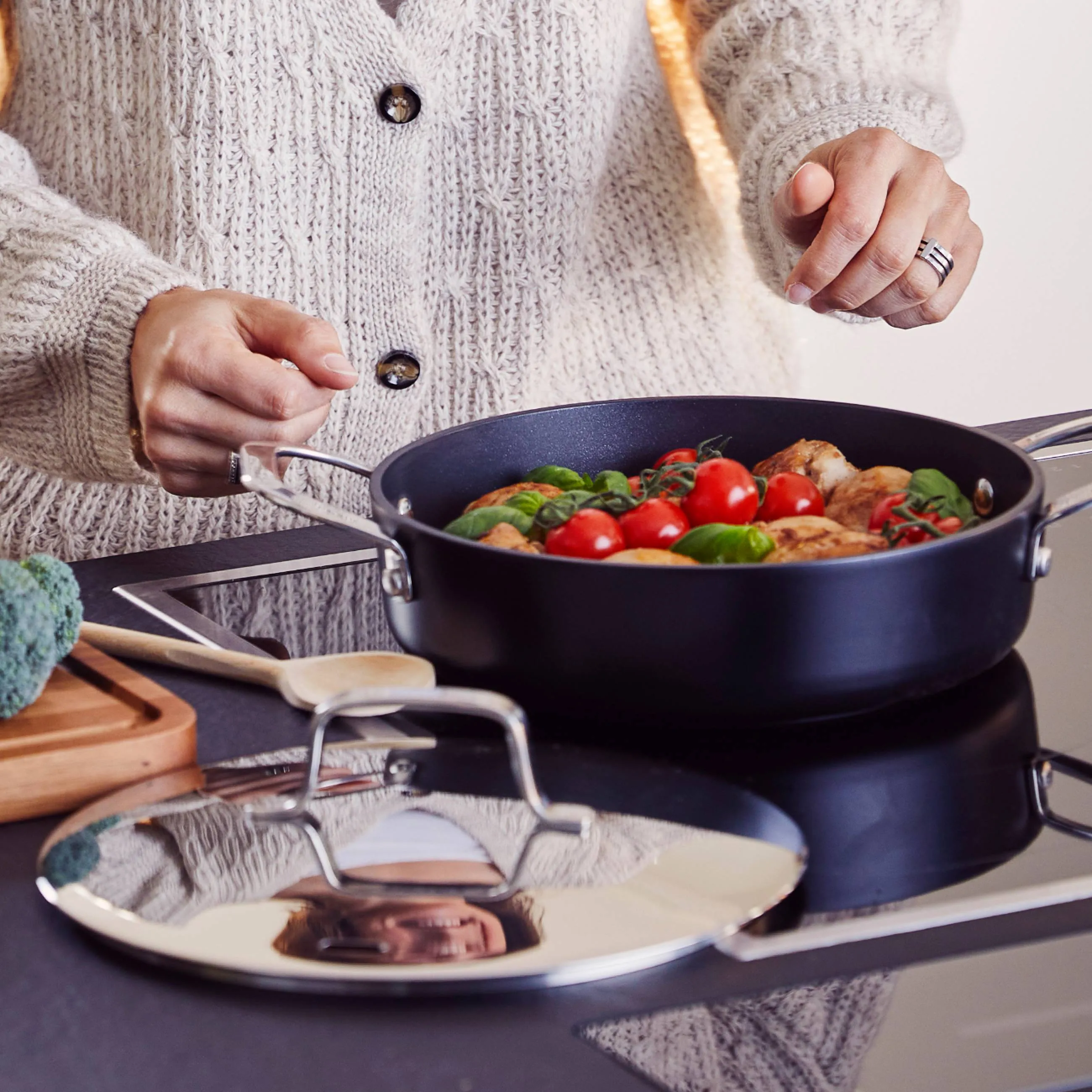 Maestro 3.5 Qt. Sauté Pan with Lid