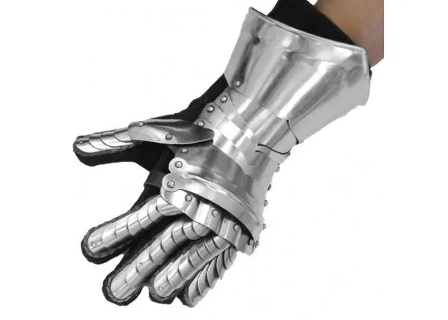 Medieval Knight Gothic Style Functional Armor Gauntlets  5 to Armor Class bonus