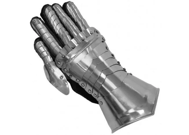Medieval Knight Gothic Style Functional Armor Gauntlets  5 to Armor Class bonus