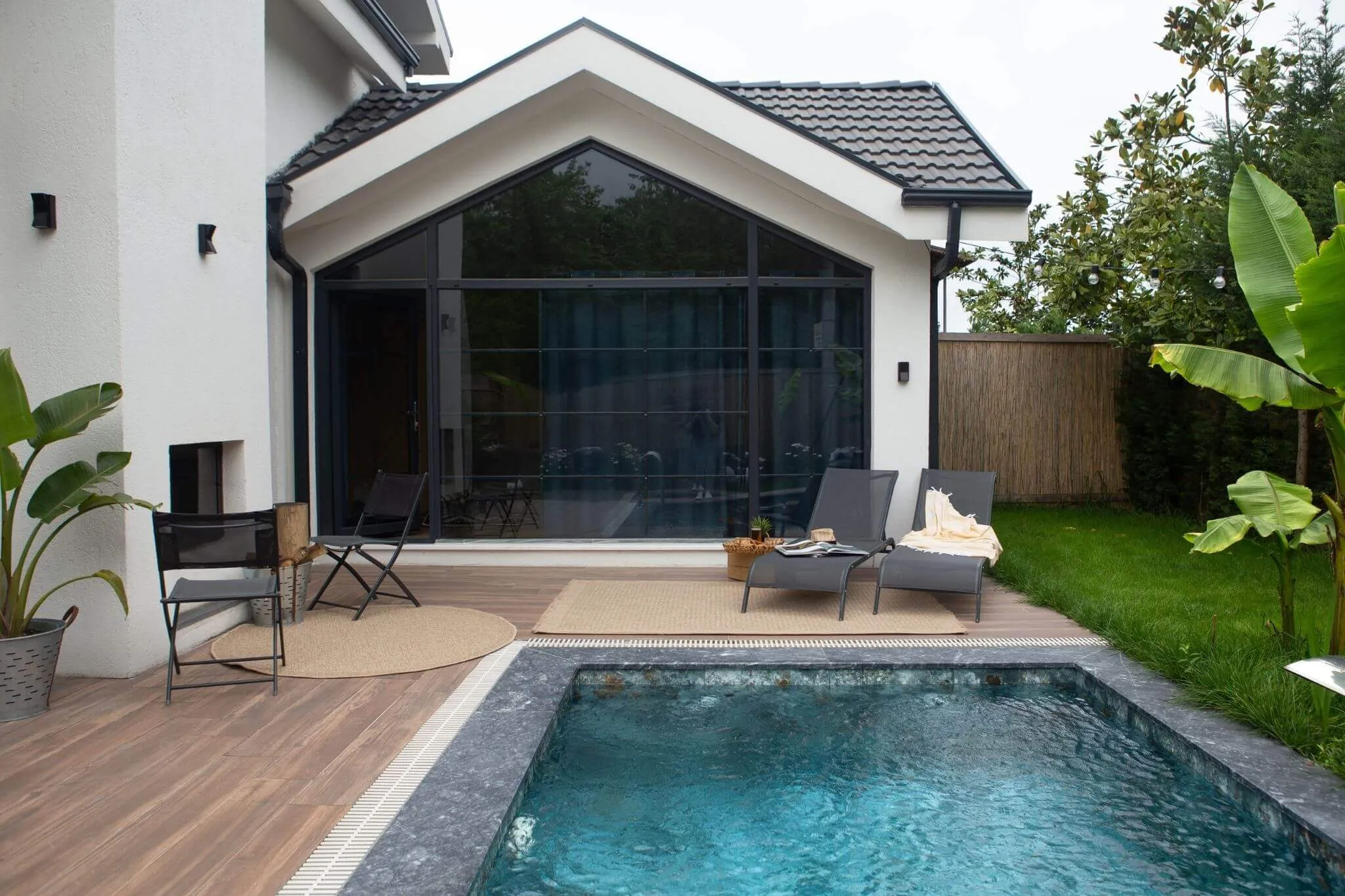 Nature Outdoor Rug Dark Grey | 5100DG