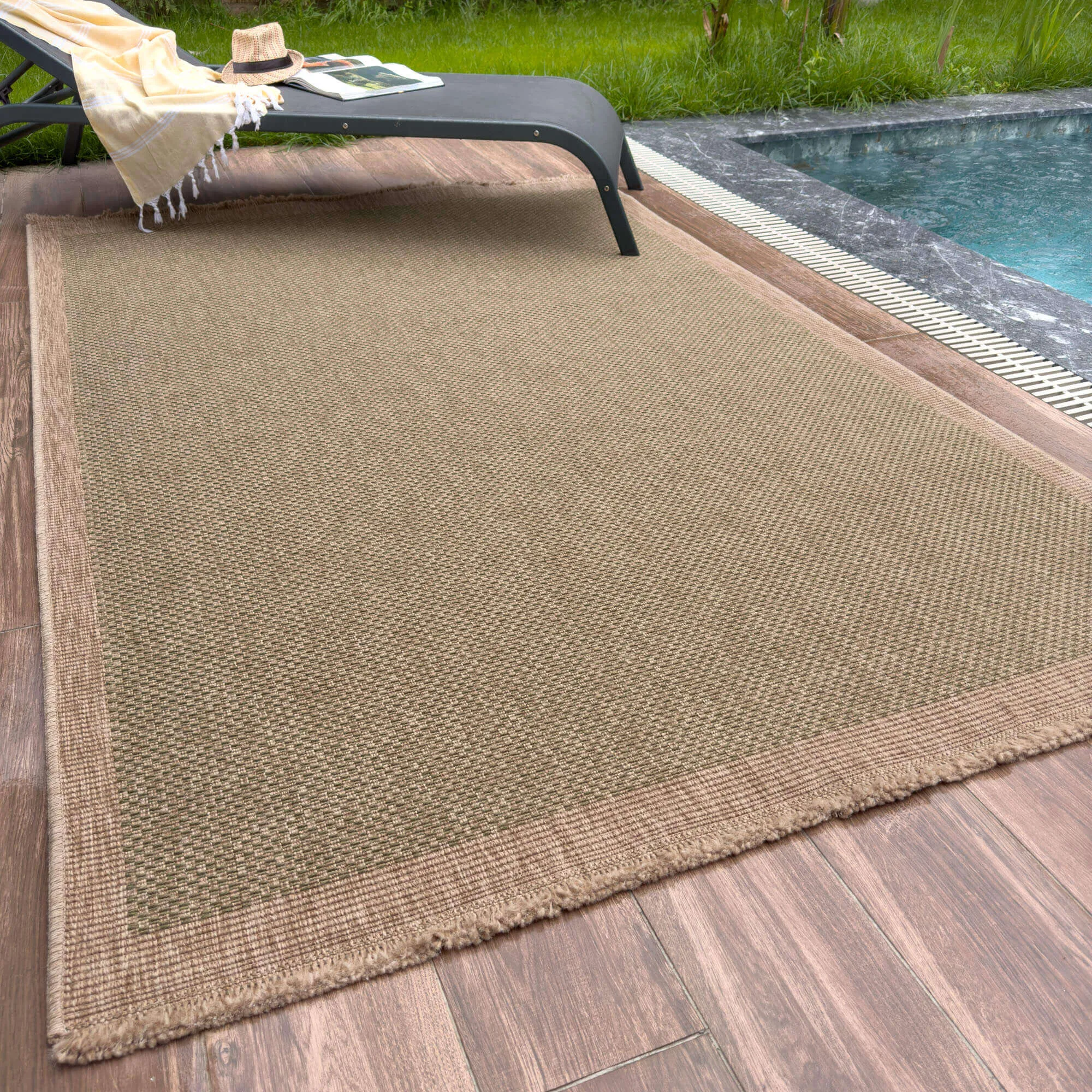 Nature Outdoor Rug Green | 5200G