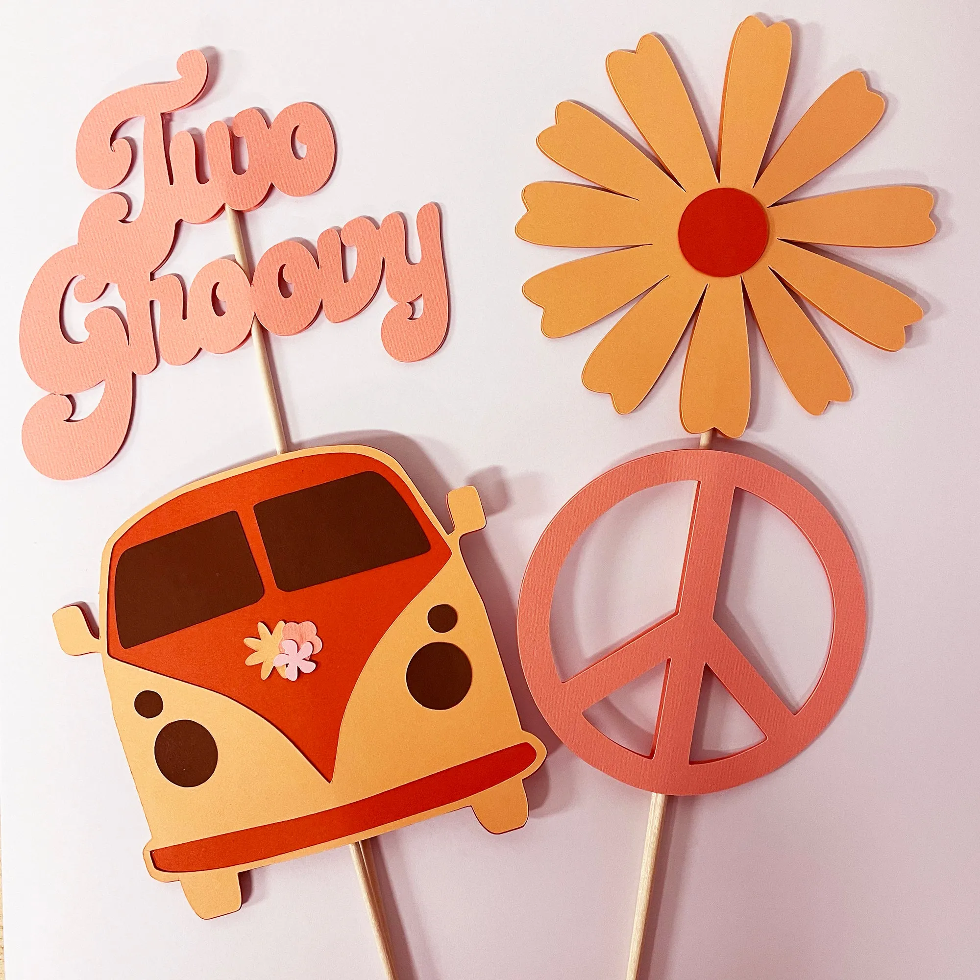 Two Groovy Centerpiece
